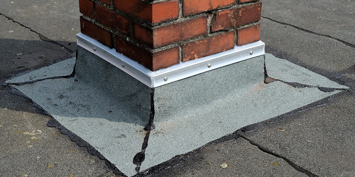 Flachdach Reparatur Schornstein